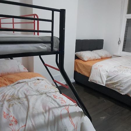 Sint-Pieters Station Rooms Gent Exteriör bild